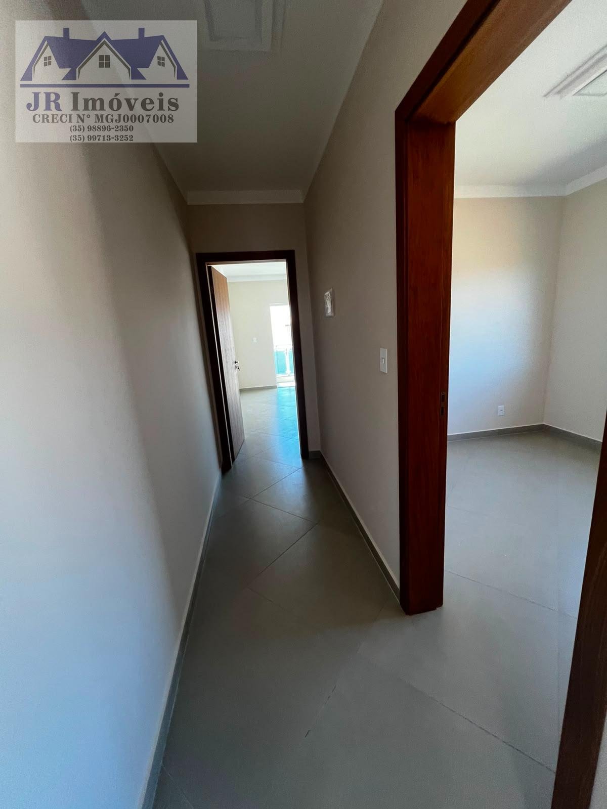 Casa à venda com 3 quartos, 2 suítes, 2 vagas e 239m² no Sossêgo, Piranguinho (MG) — foto 11 de 19