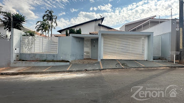 Casa à Venda no Residencial Morumbi, Adamantina - 3 Dorms, 213m²