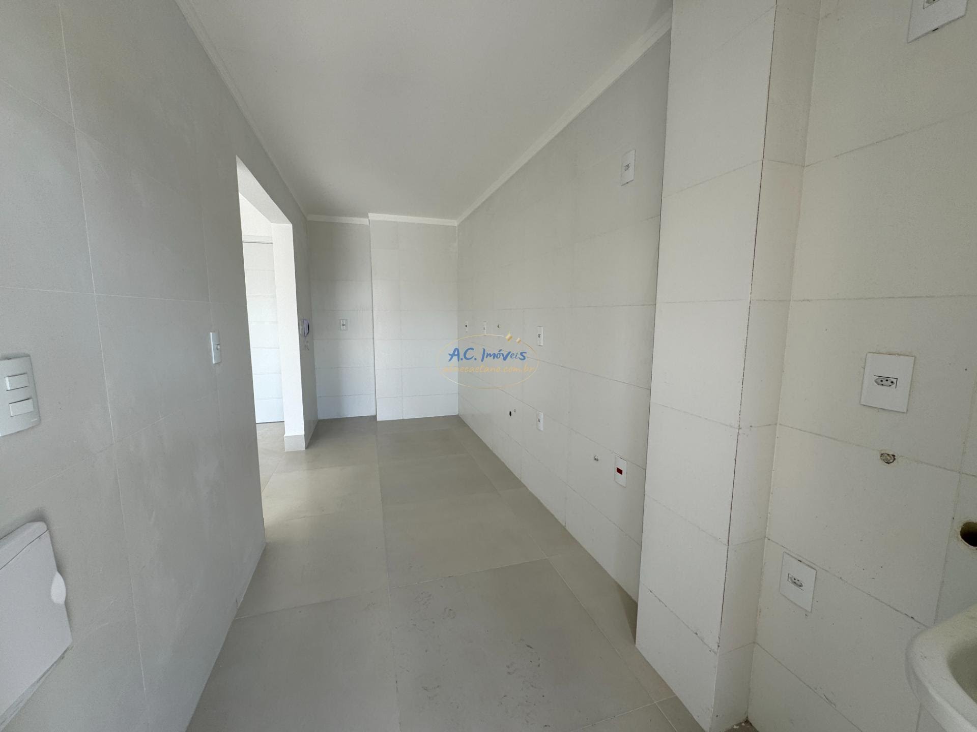 Apartamento à venda com 3 quartos, 3 suítes, 2 vagas e 109m² no Guilhermina, Praia Grande (SP) — foto 14 de 26