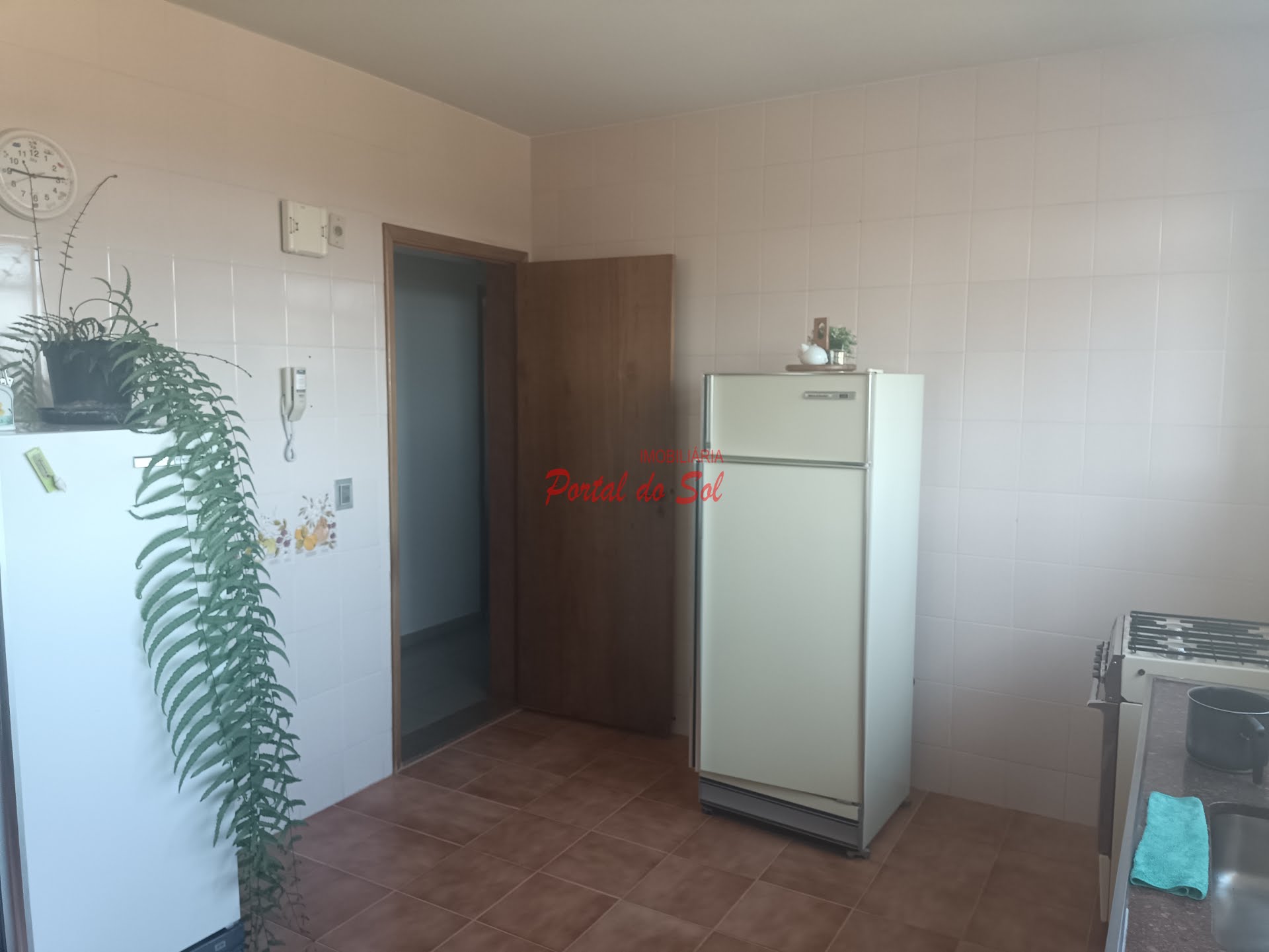 Apartamento à venda com 3 quartos, 2 suítes e 2 vagas no Jardim Egéa, Santo Antônio da Platina (PR) — foto 6 de 13