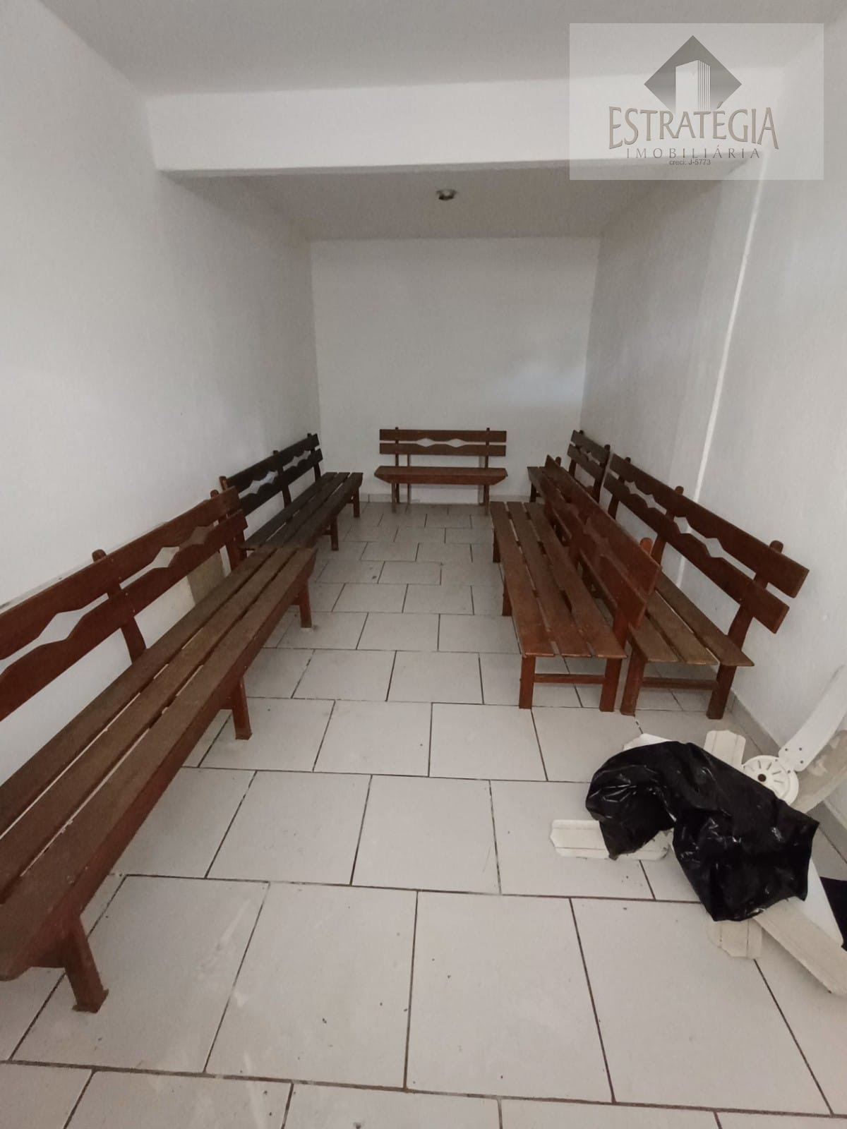Casa à venda com 3 quartos, 1 suíte, 6 vagas e 380m² no Castelânea, Petrópolis (RJ) — foto 22 de 24