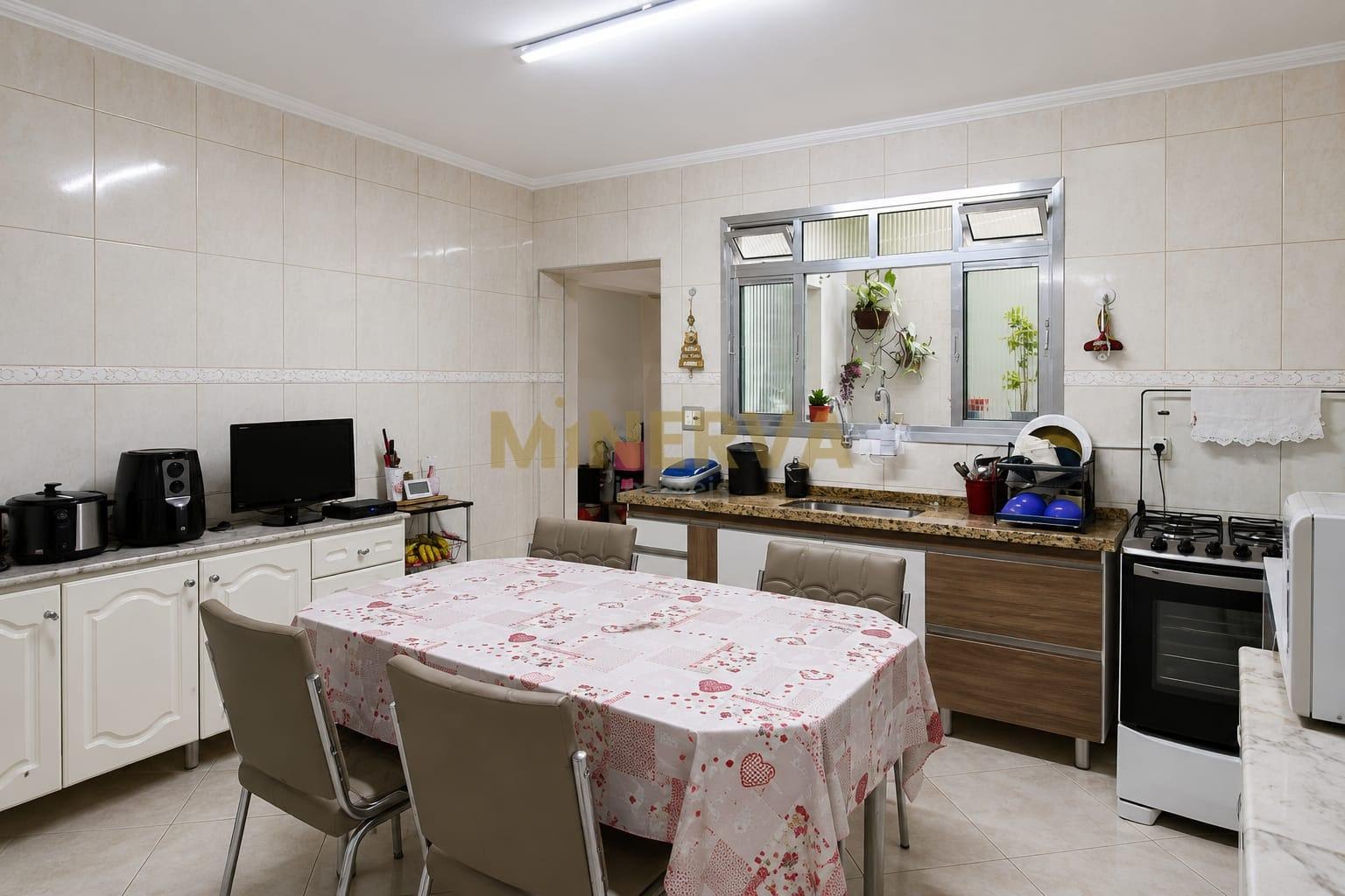 Casa à venda com 3 quartos, 1 suíte, 2 vagas e 230m² no Cidade São Mateus, São Paulo (SP) — foto 8 de 20