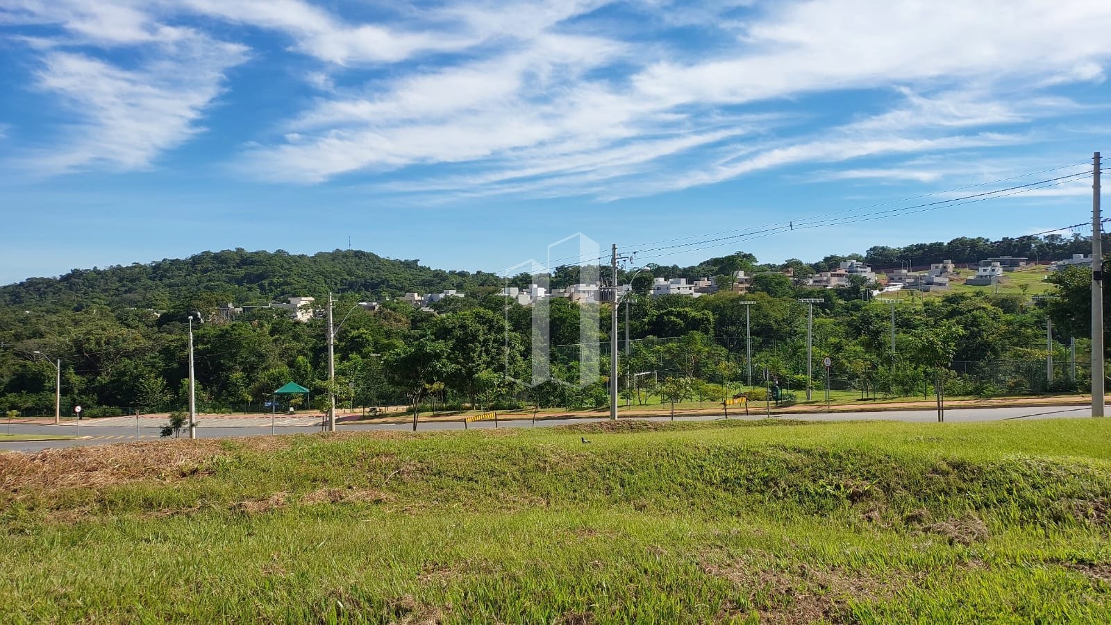 Terreno à venda com 300m² de terreno no Jardins Porto, Senador Canedo (GO) — foto 13 de 20