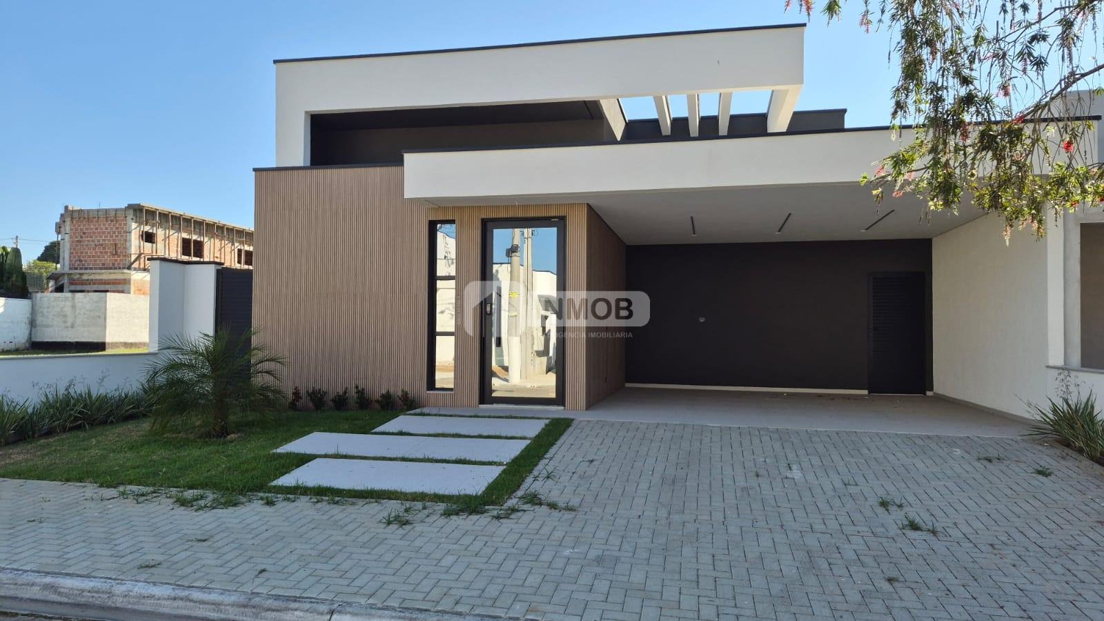 Casa à venda com 3 quartos, 1 suíte, 4 vagas e 165m² no Jardim Jaragua, Tremembé (SP) — foto 3 de 30