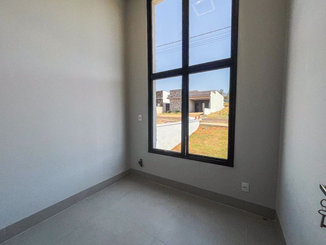 Casa à venda com 3 quartos, 3 suítes, 4 vagas e 137m² no Vila do Golf, Ribeirão Preto (SP) — foto 2 de 13