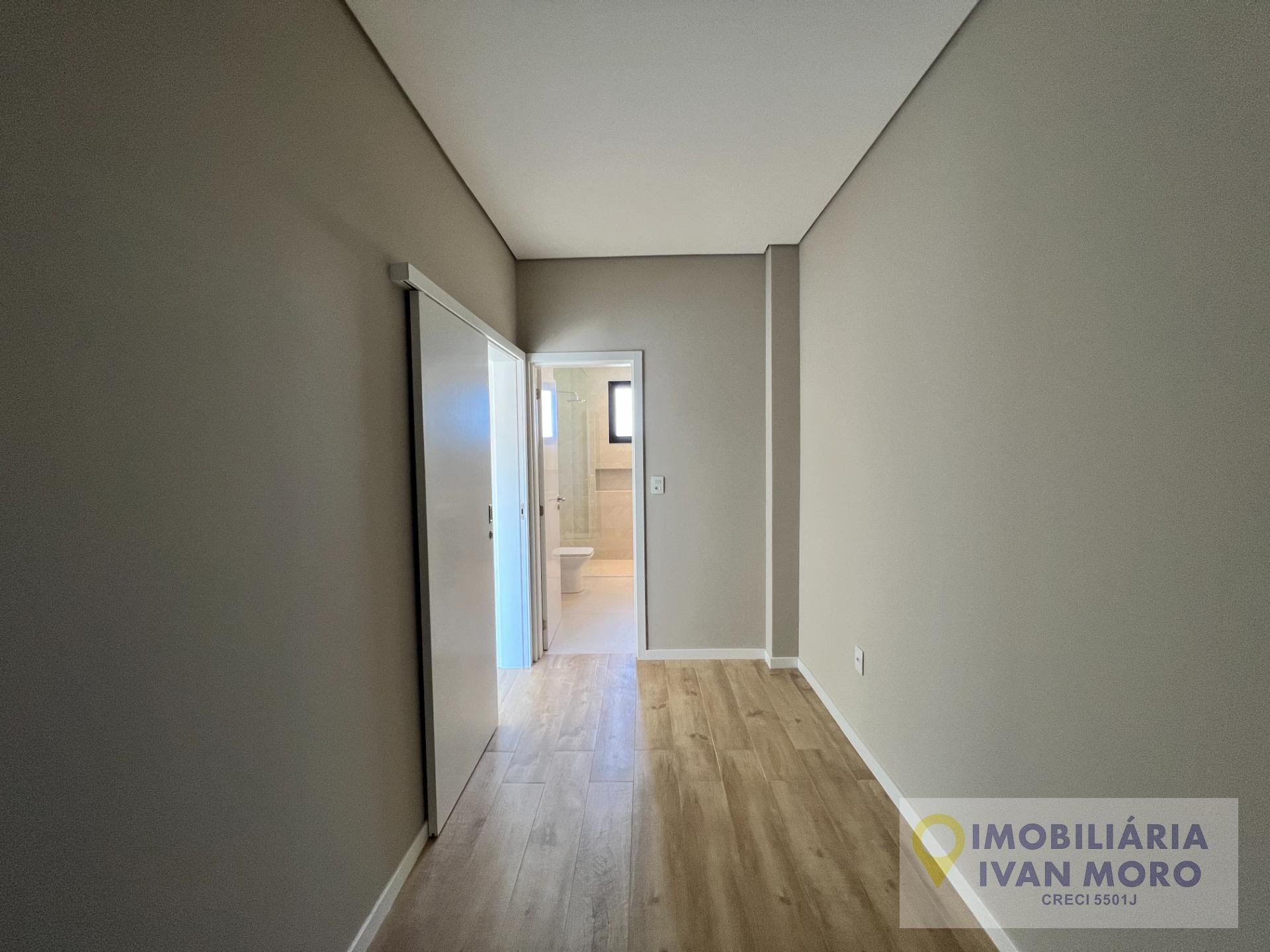 Casa à venda com 4 quartos, 4 suítes, 4 vagas e 261m² no São João do Rio Vermelho, Florianópolis (SC) — foto 24 de 30