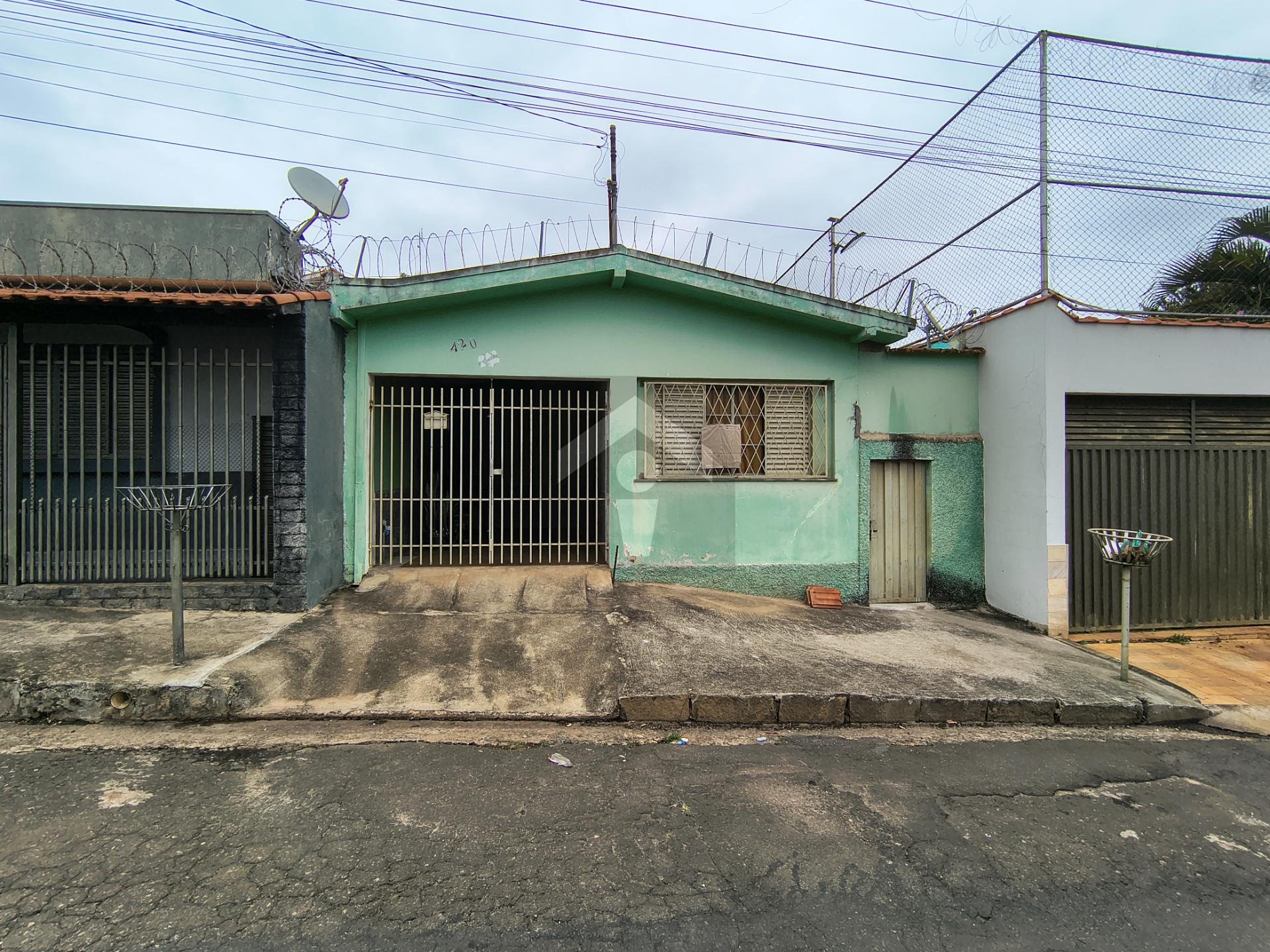 Casa, 2 quartos, 112 m² - Foto 1