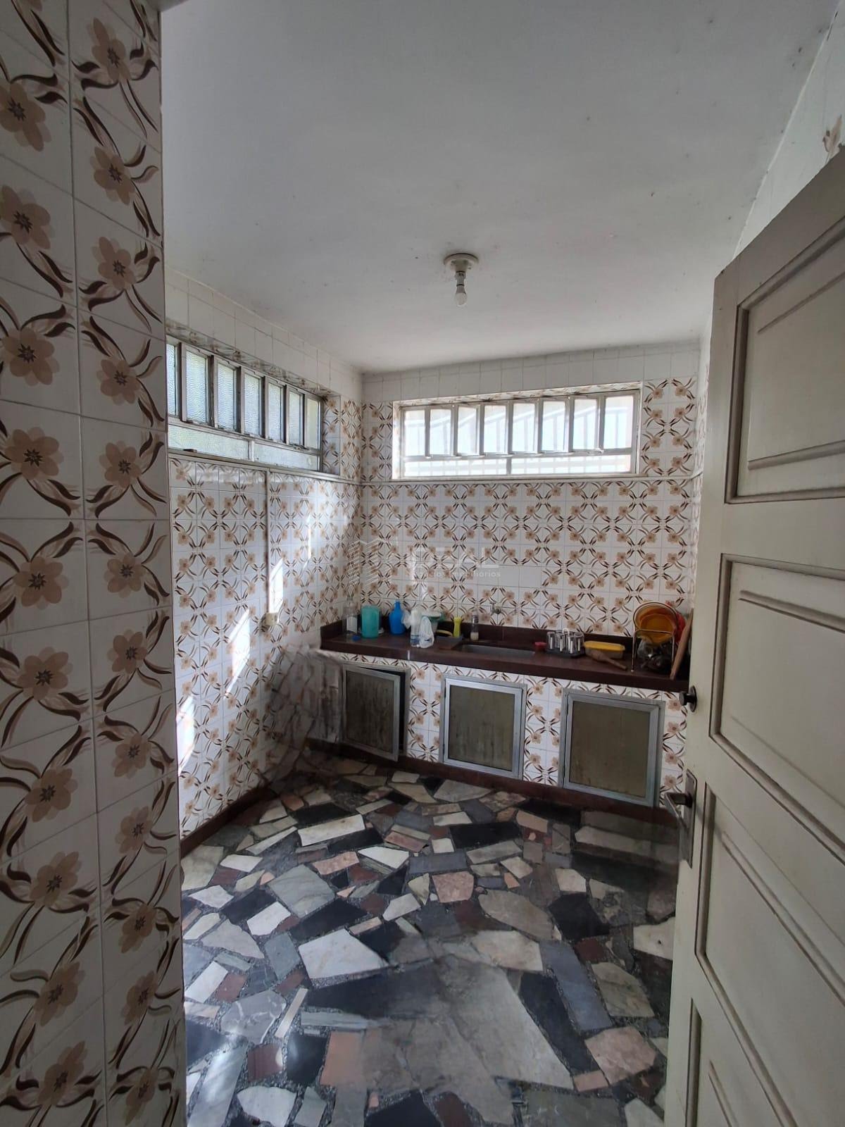 Casa à venda com 4 quartos, 2 banheiros, 4 vagas e 360m² no Centro, Campos dos Goytacazes (RJ) — foto 30 de 30