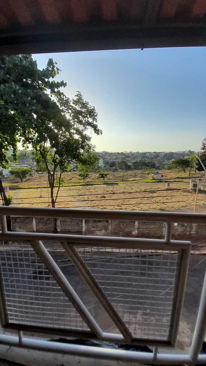 Casa à venda com 3 quartos, 1 suíte, 3 vagas e 550m² no Rio Branco, Belo Horizonte (MG) — foto 12 de 20
