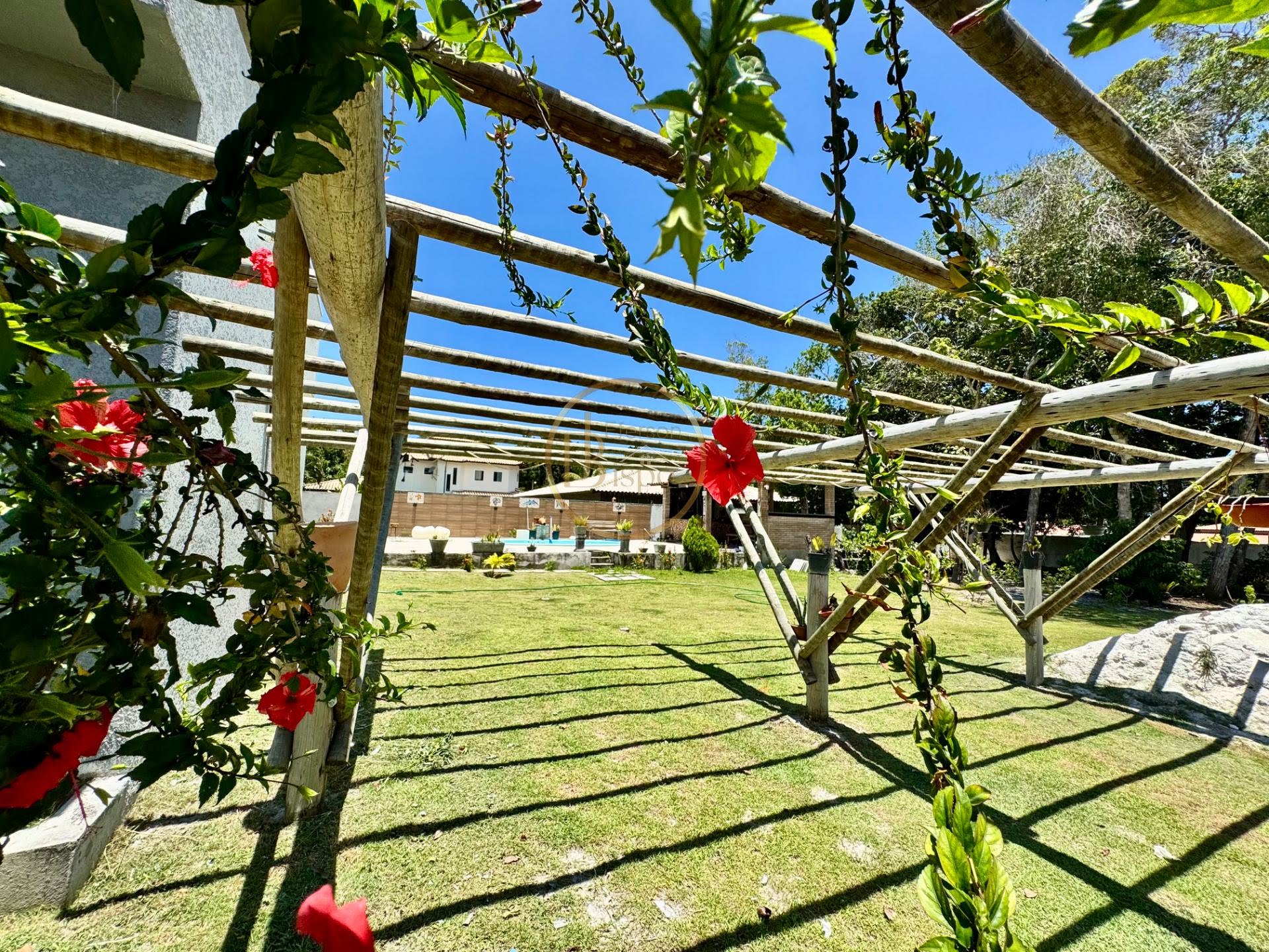 Casa à venda com 4 quartos, 3 suítes, 10 vagas e 250m² no Coroa Vermelha, Santa Cruz Cabrália (BA) — foto 18 de 23