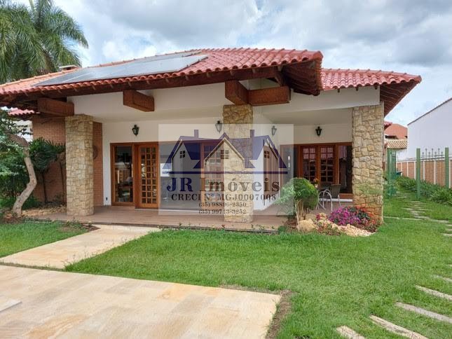 Casa à venda com 2 quartos, 3 suítes, 4 vagas e 1448m² no Centro, Itajubá (MG) — foto 7 de 30