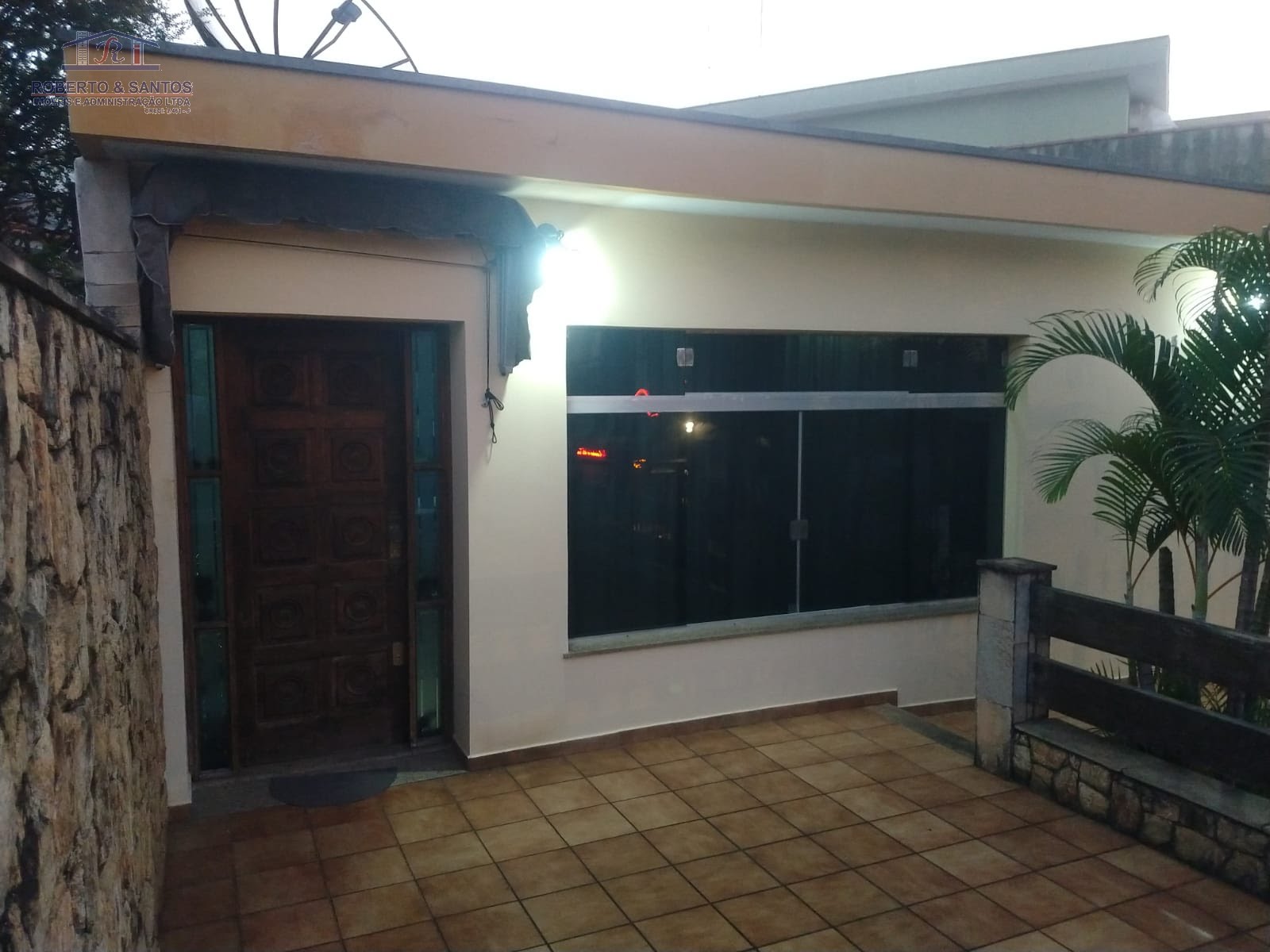 Vista da entrada da sala