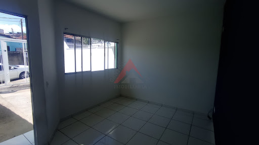Casa Padrão no Bairro Vila Esperança em Extrema