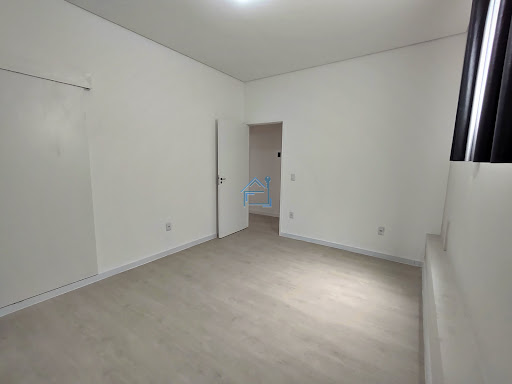 Sala comercial com 12m² em Votorantim/SP próximo ao Shopping Iguatemi Esplanada