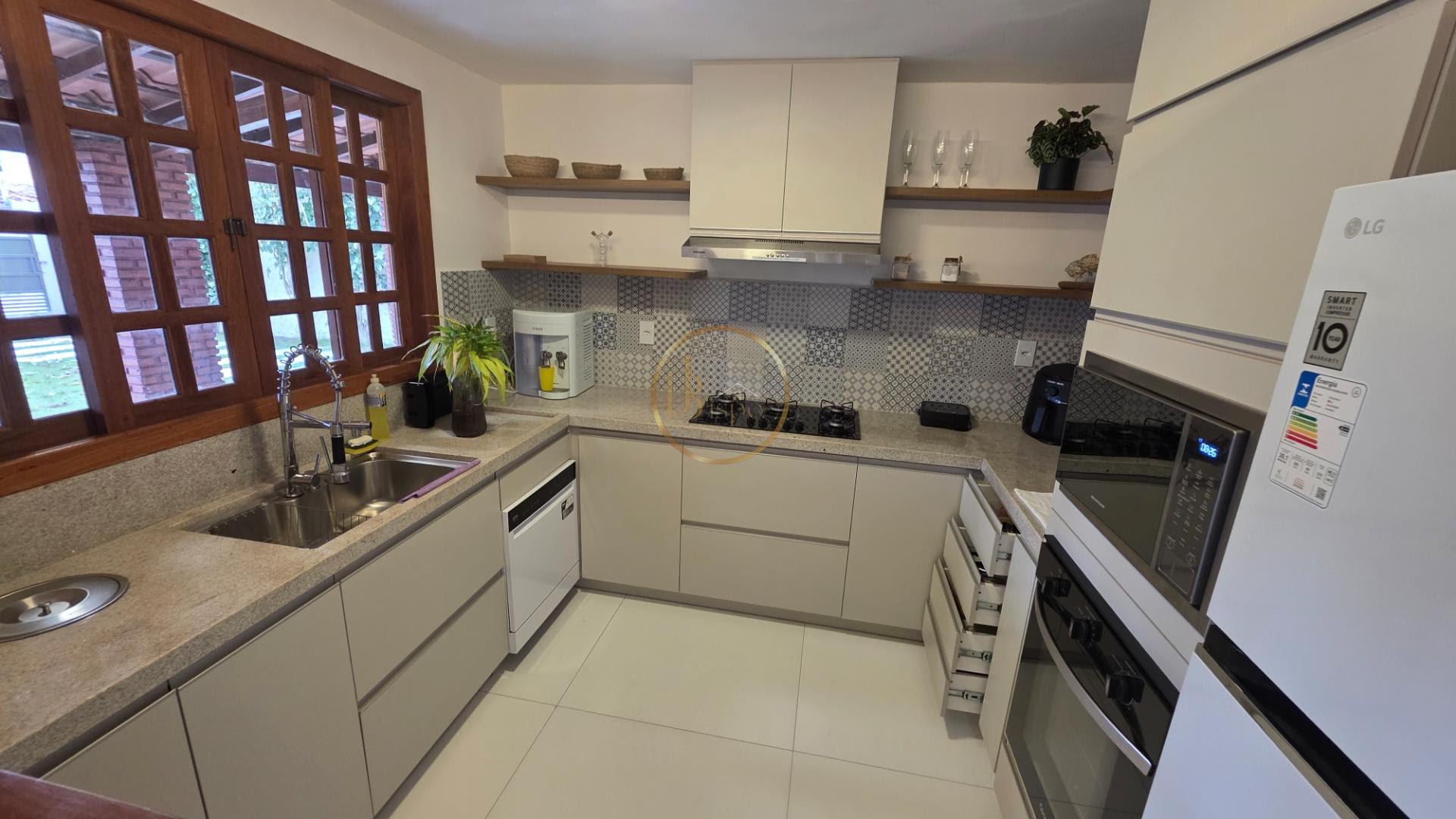 Casa à venda com 5 quartos, 5 suítes, 5 vagas e 240m² no Nova Cabrália, Santa Cruz Cabrália (BA) — foto 6 de 22