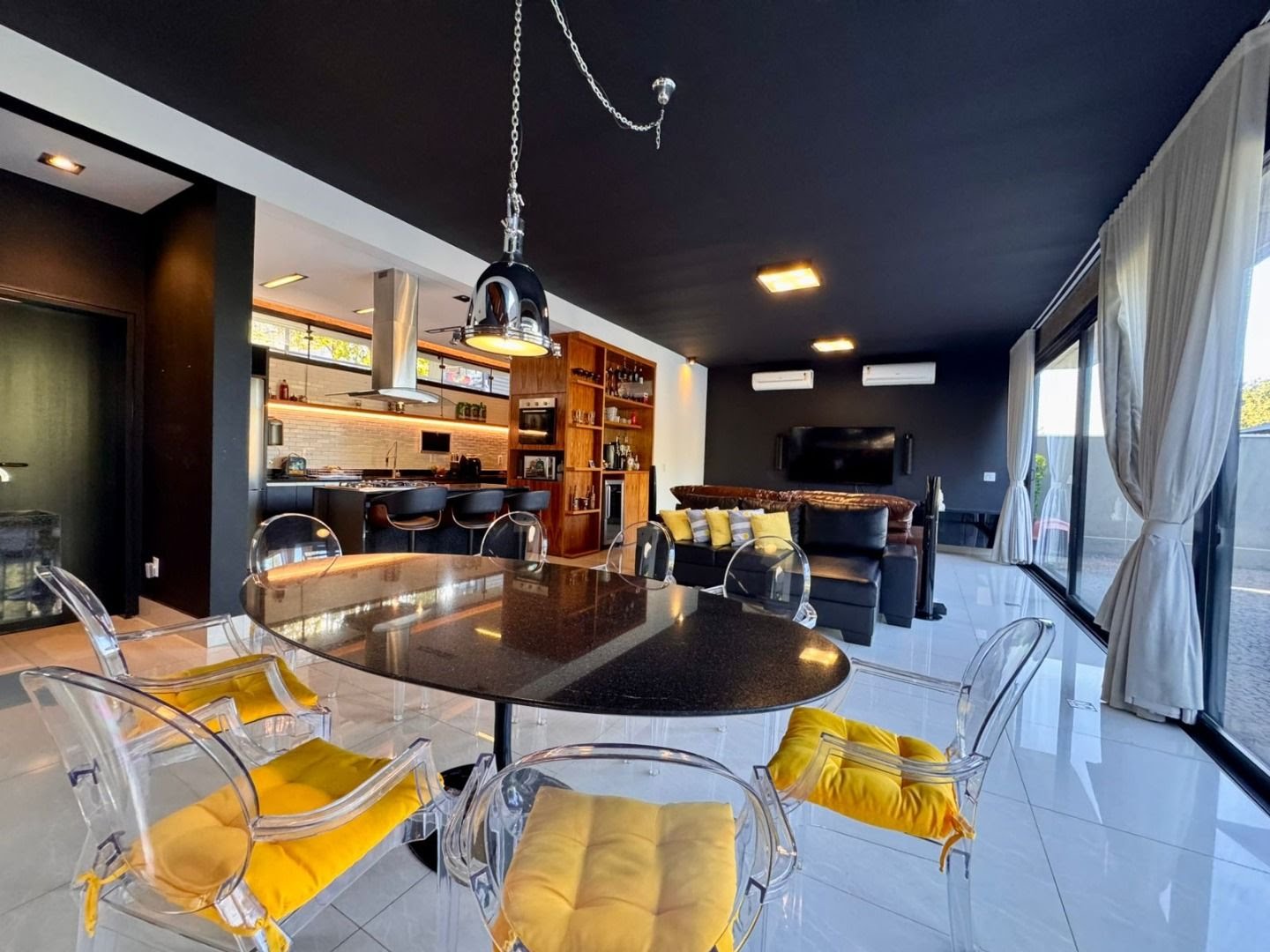 Casa para alugar com 3 quartos, 1 suíte, 8 vagas e 265m² no Condomínio Alphaville III, Ribeirão Preto (SP) — foto 2 de 30