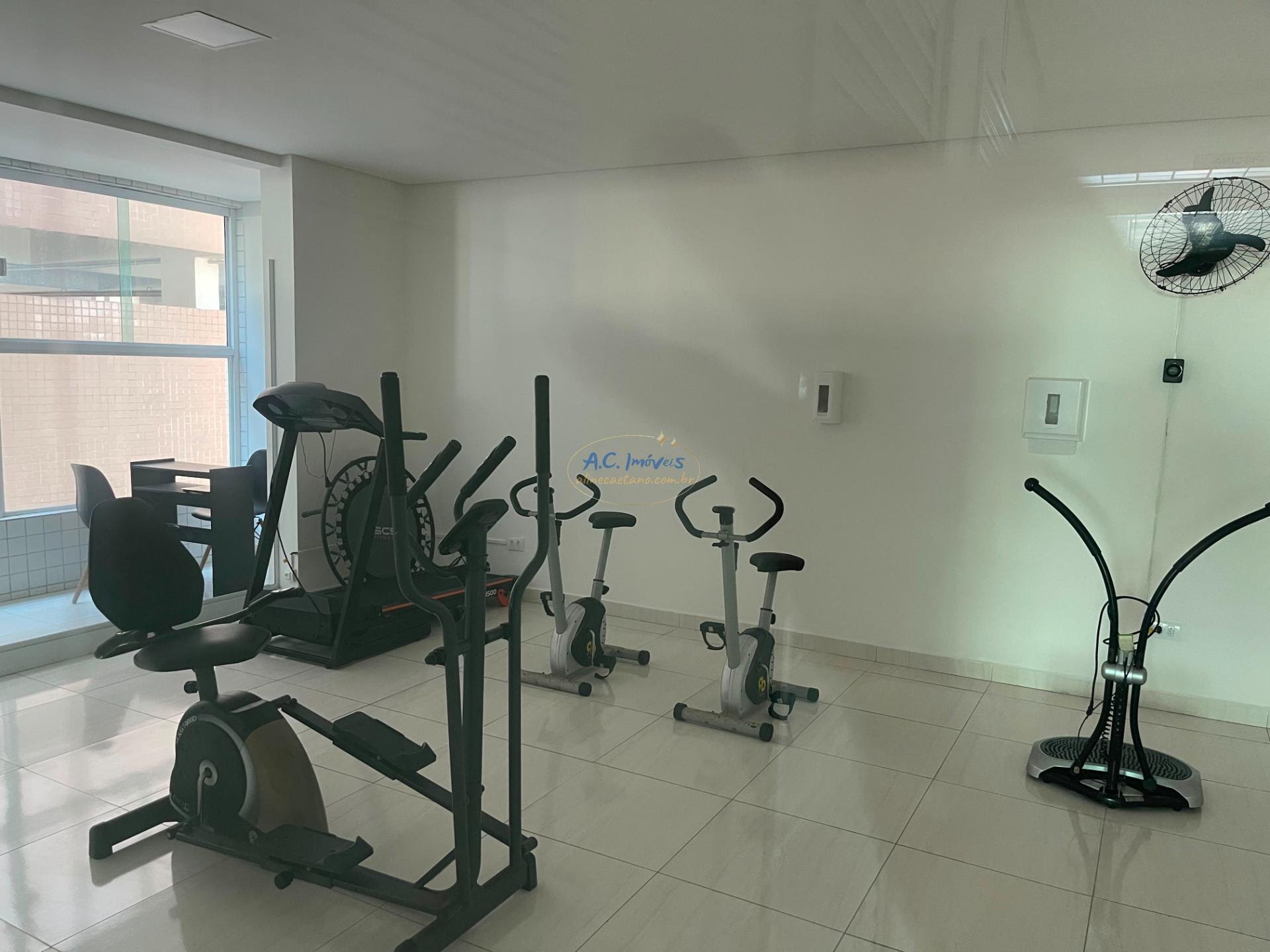 Apartamento à venda com 2 quartos, 1 suíte, 1 vaga e 64m² no Vila Assuncao, Praia Grande (SP) — foto 8 de 22