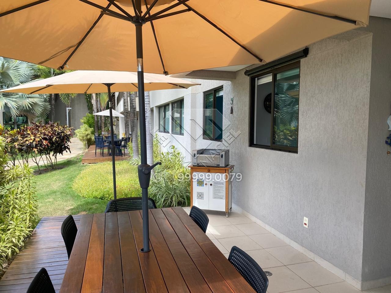 Compre Flat térreo piscina à venda em Muro Alto com 60m², mobiliado, decorado, 2 suítes, porteira fechada no Beach Class Eco Life.