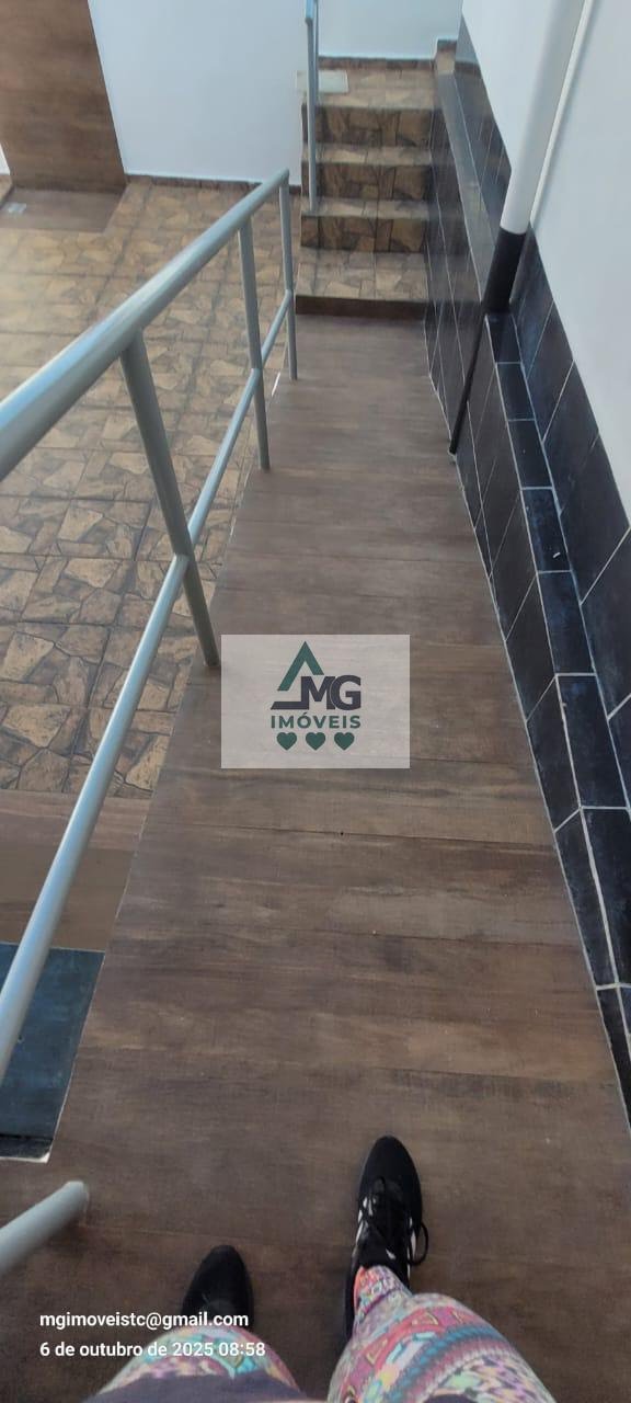 Casa à venda com 3 quartos, 1 suíte, 2 vagas e 221m² no Parque Bandeirantes, Três Corações (MG) — foto 15 de 25
