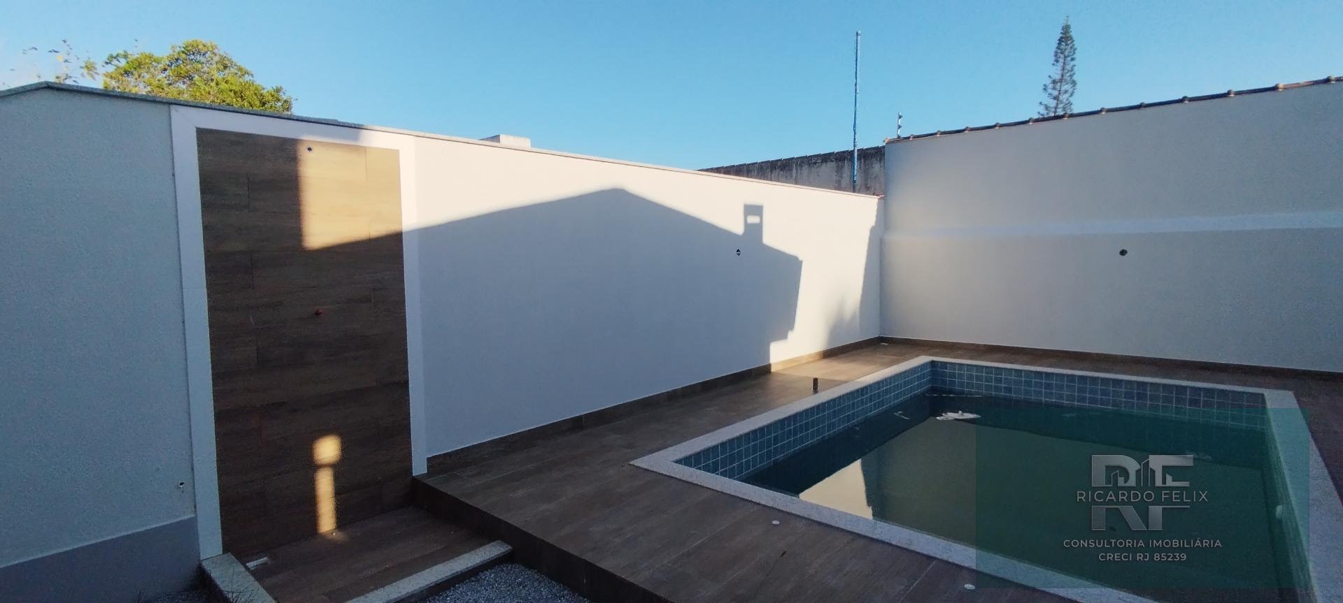 Casa à venda com 3 quartos, 3 suítes, 2 vagas e 150m² no Terra Firme, Rio das Ostras (RJ) — foto 9 de 30