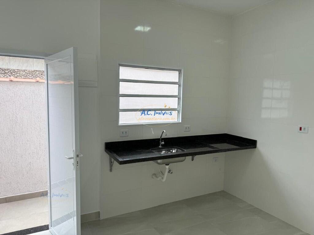 Casa à venda com 2 quartos, 1 suíte, 2 vagas e 70m² no Nova Mirim, Praia Grande (SP) — foto 6 de 19