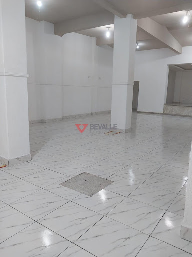 Loja para Alugar no Centro RJ, 236m², 2 Banheiros – R$15.000