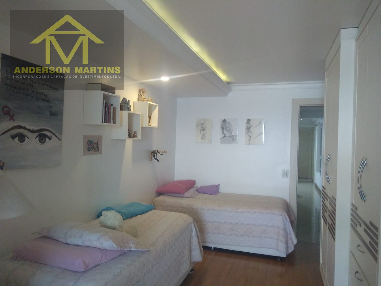 Apartamento à venda com 4 quartos, 5 banheiros, 2 vagas e 335m² no Praia da Costa, Vila Velha (ES) — foto 11 de 20