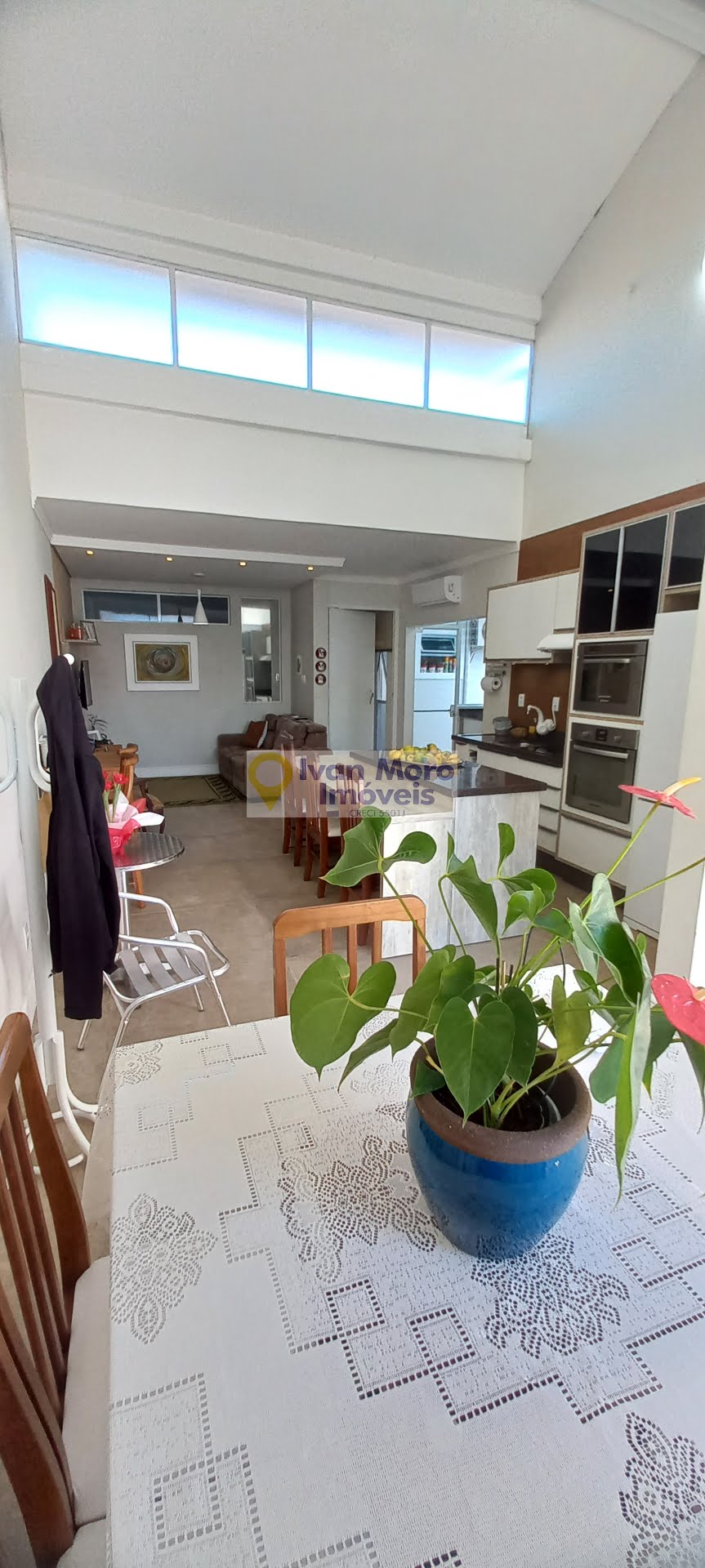 Casa à venda com 6 quartos, 6 suítes, 5 vagas e 230m² no Daniela, Florianópolis (SC) — foto 12 de 30