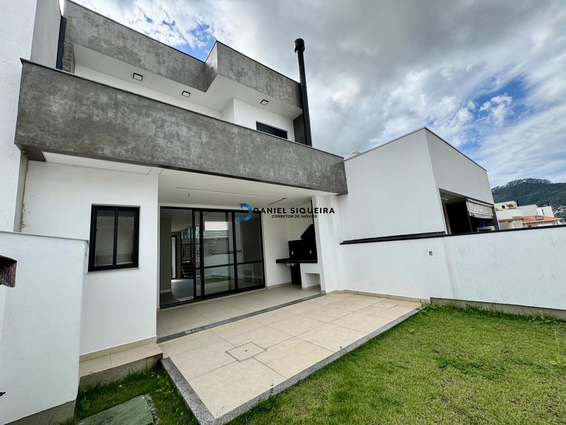 Casa à venda com 3 quartos, 1 suíte, 2 vagas e 157m² no Bairro Deltaville, Biguaçu (SC) — foto 8 de 21