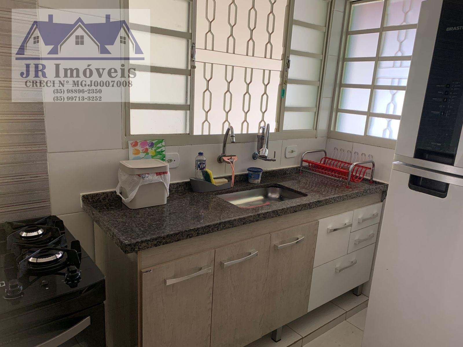 Casa à venda com 2 quartos, 1 banheiro, 2 vagas e 250m² no Açude, Itajubá (MG) — foto 9 de 17