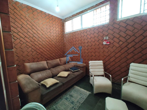 Casa com 4 dormitórios na Vila Haro em Sorocaba/SP