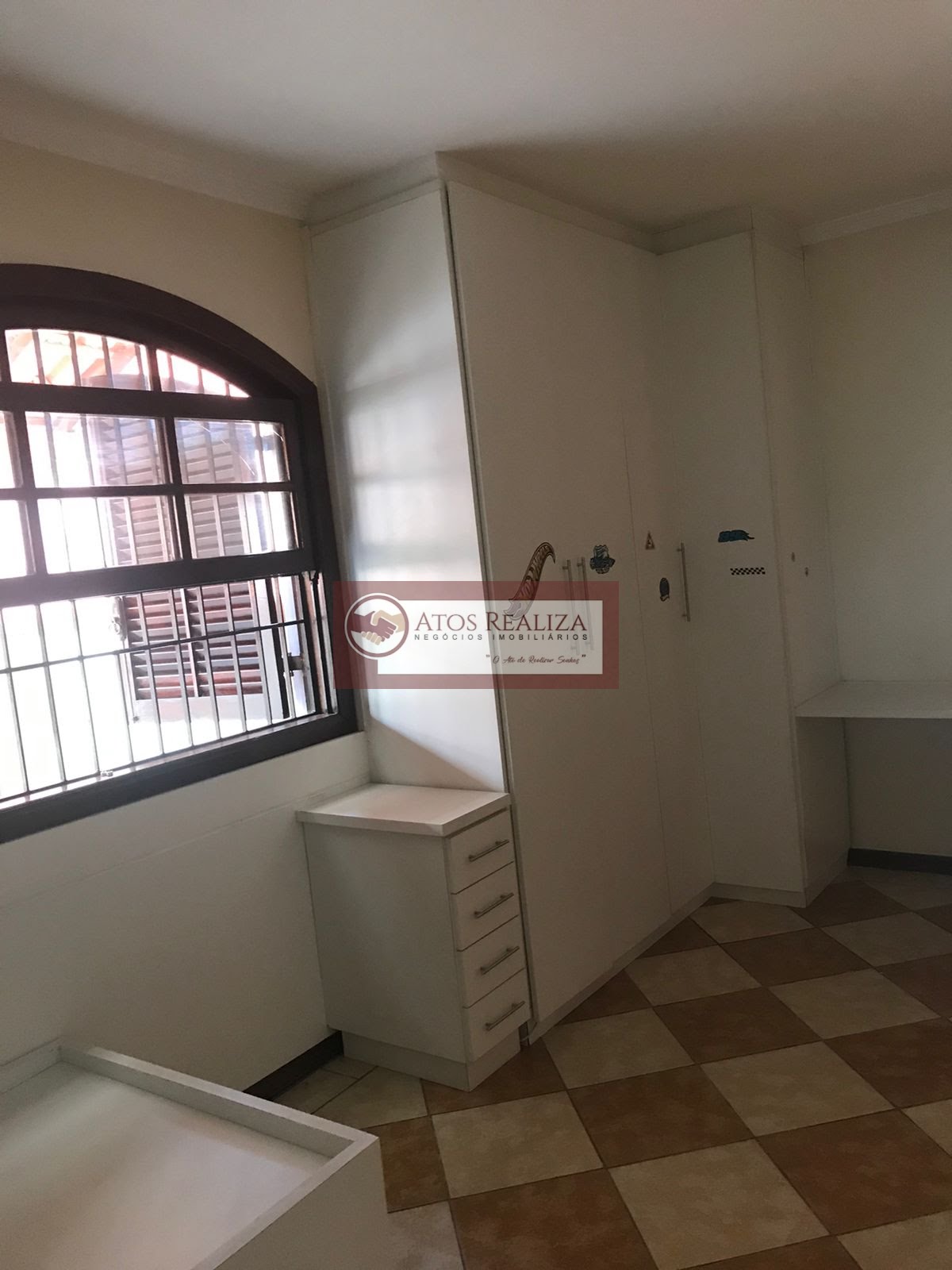 Casa à venda com 4 quartos, 5 suítes, 4 vagas e 300m² no Parque das Arvores, São Paulo (SP) — foto 3 de 30
