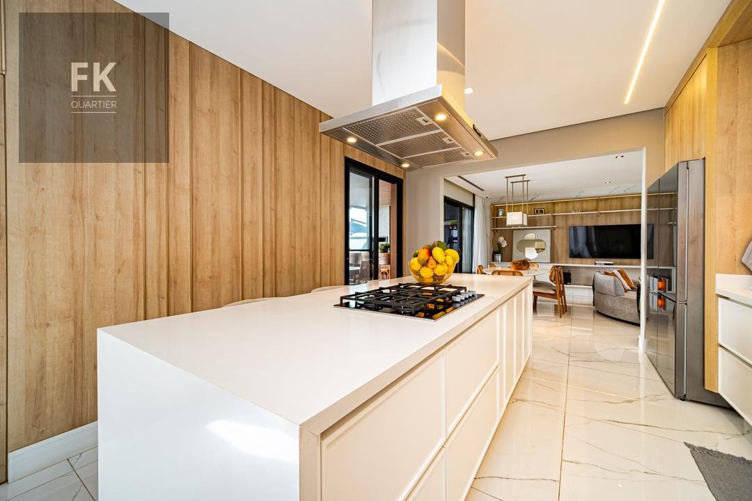 Casa à venda com 5 quartos, 5 suítes, 4 vagas e 370m² no Cidade Tamboré, Santana de Parnaíba (SP) — foto 15 de 30