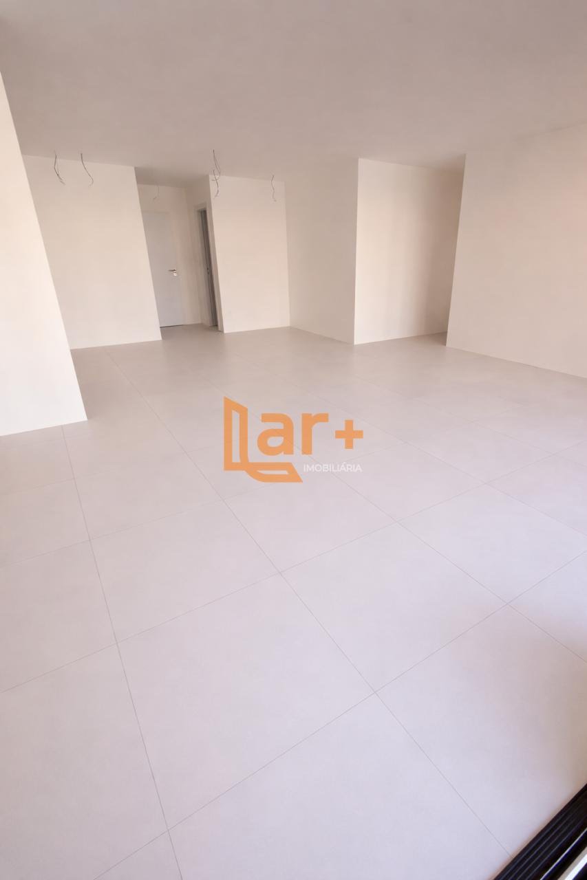 Apartamento à venda com 3 quartos, 3 suítes, 3 vagas e 200m² no Jardins, Aracaju (SE) — foto 4 de 14