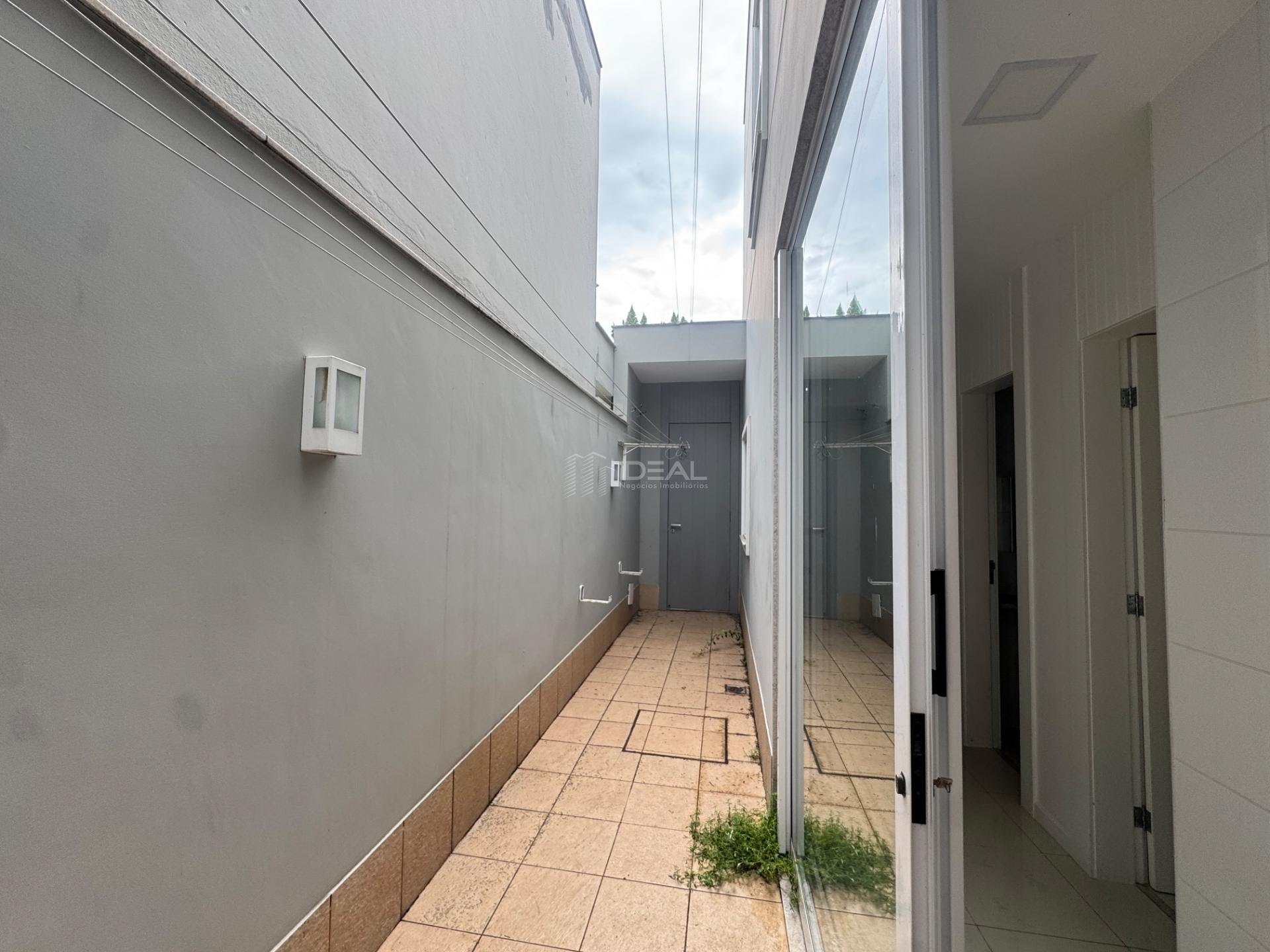 Casa à venda com 3 quartos, 3 suítes, 4 vagas e 423m² no Parque Santo Amaro, Campos dos Goytacazes (RJ) — foto 19 de 30