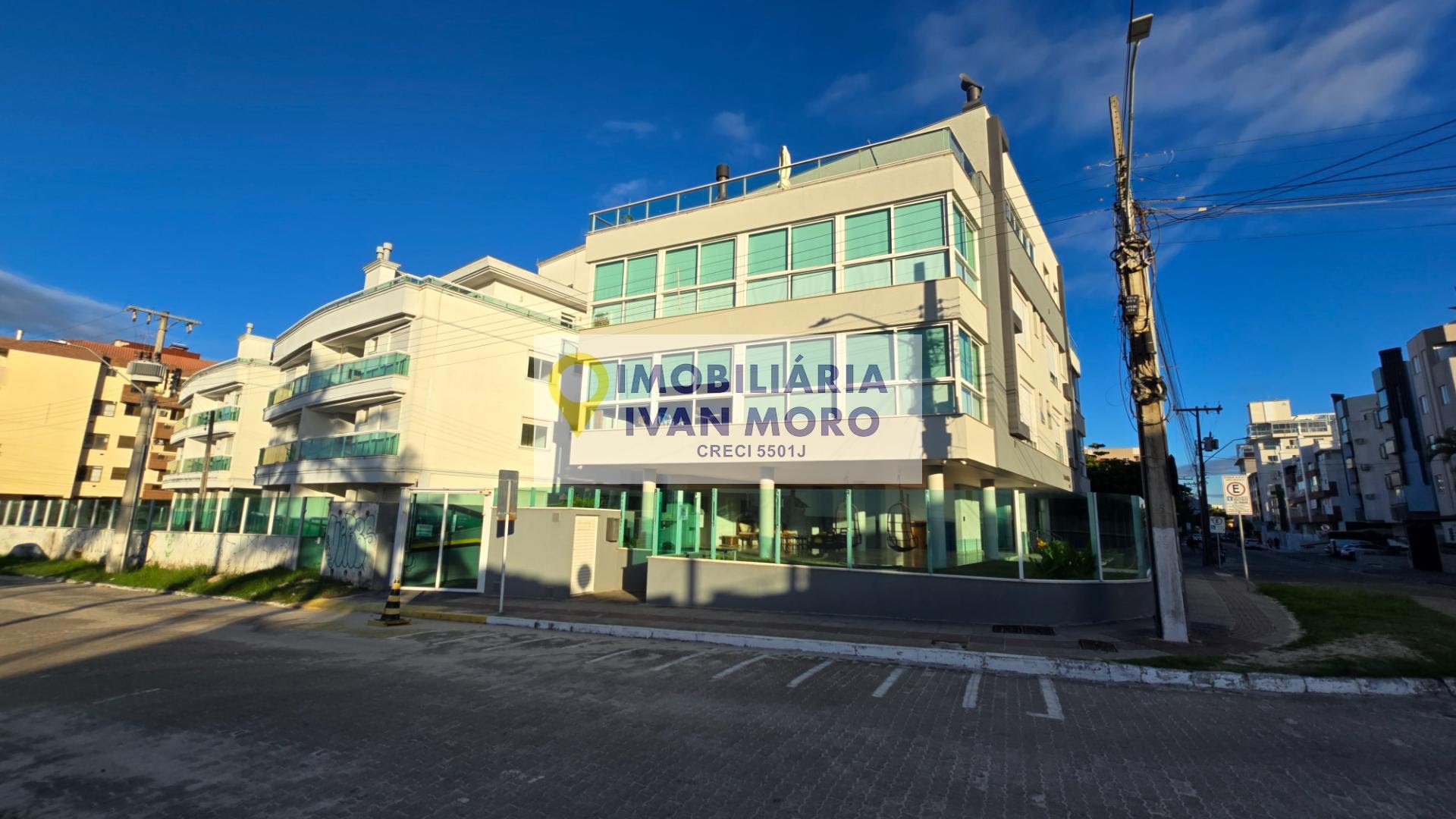 Cobertura à venda com 3 quartos, 3 suítes, 3 vagas e 199m² no Canasvieiras, Florianópolis (SC) — foto 3 de 30