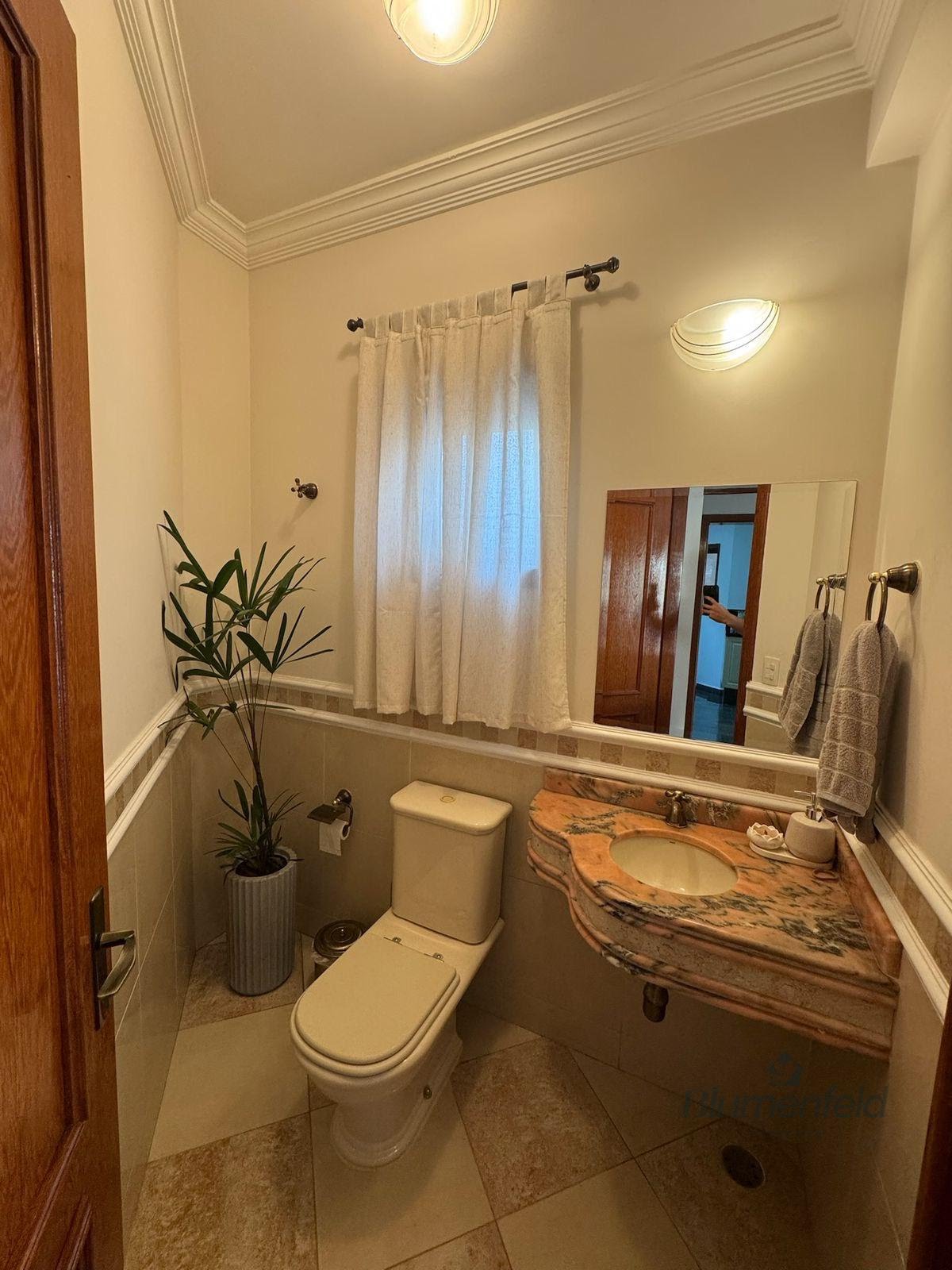 Casa à venda com 4 quartos, 1 suíte, 2 vagas e 400m² no Condomínio Arujazinho IV, Arujá (SP) — foto 8 de 30