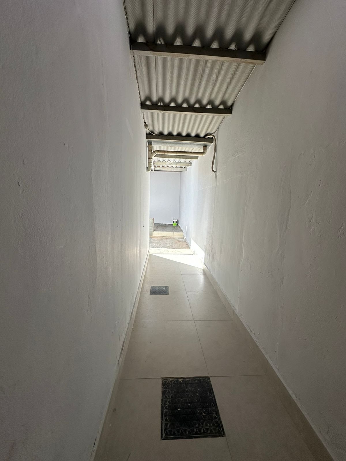 Comercial para alugar com 3 banheiros no Centro, Paracatu (MG) — foto 8 de 12