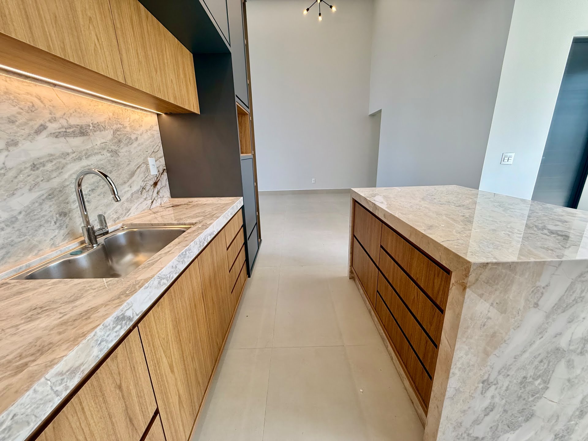 Casa à venda com 3 quartos, 3 suítes, 4 vagas e 196m² no Jardim Piemonte, Indaiatuba (SP) — foto 12 de 30