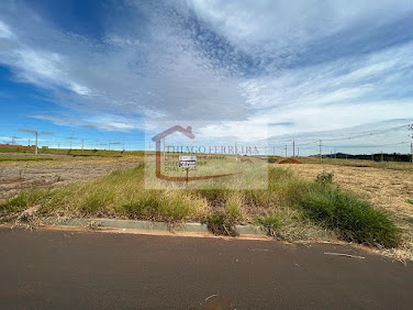 Lote / Terreno em Vila Poeta  -  Santa Rita do Passa Quatro