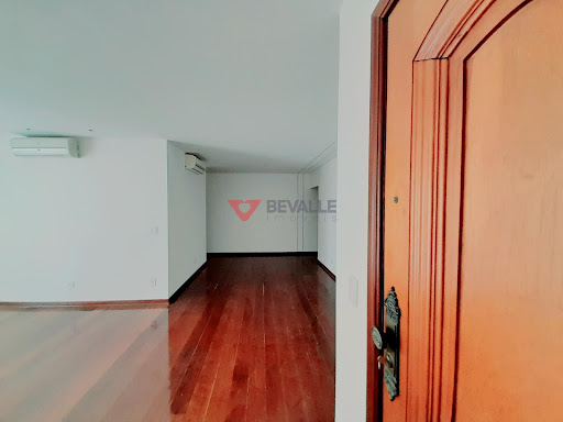 Apartamento de Alto Padrão, Lagoa: 3 Quartos, R$2.300.000
