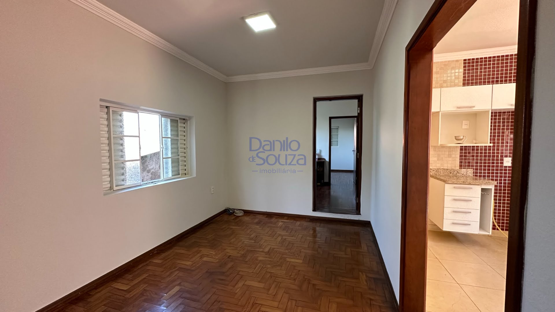 Casa à venda com 3 quartos, 1 suíte, 4 vagas e 300m² no Alvorada, Araxá (MG) — foto 20 de 25