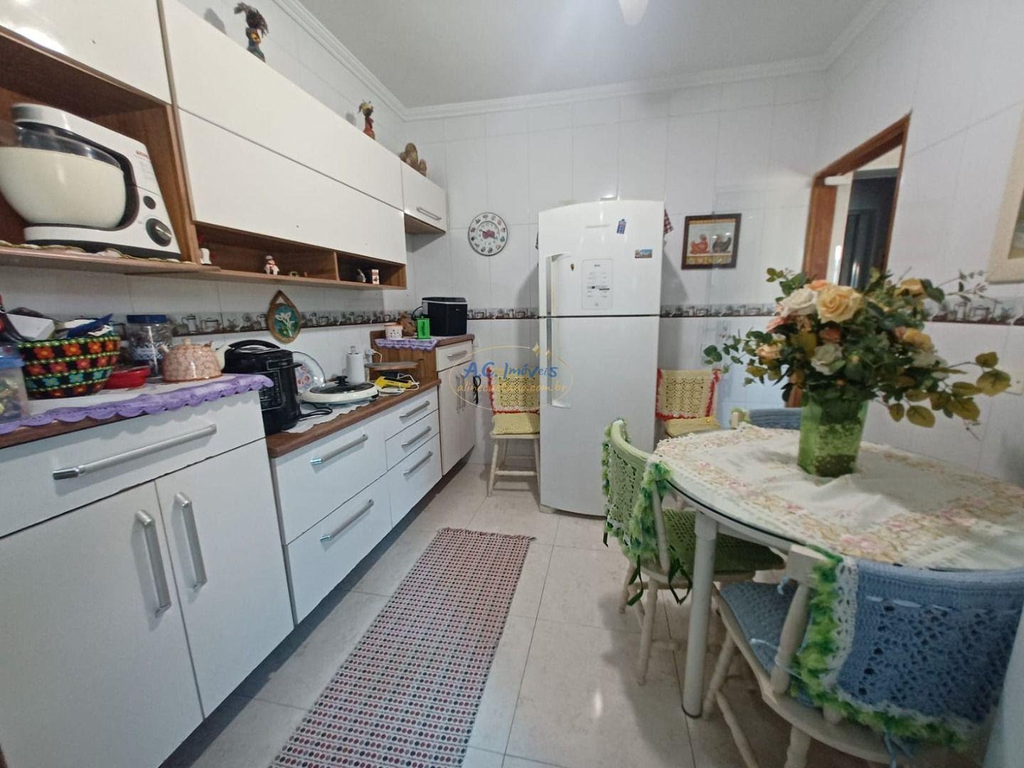 Casa à venda com 3 quartos, 2 suítes, 2 vagas e 174m² no Vila Tupi, Praia Grande (SP) — foto 23 de 30