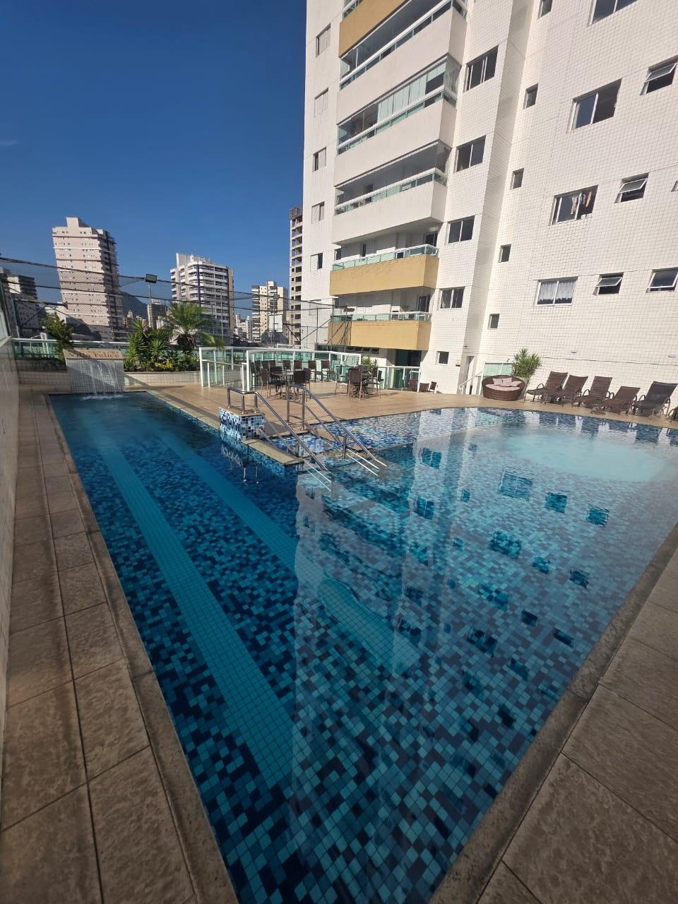 Apartamento à venda com 3 quartos, 2 banheiros, 2 vagas e 100m² no Guilhermina, Praia Grande — foto principal