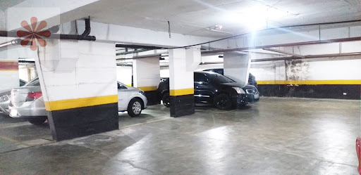 em Vila Paranaguá  -  São Paulo
