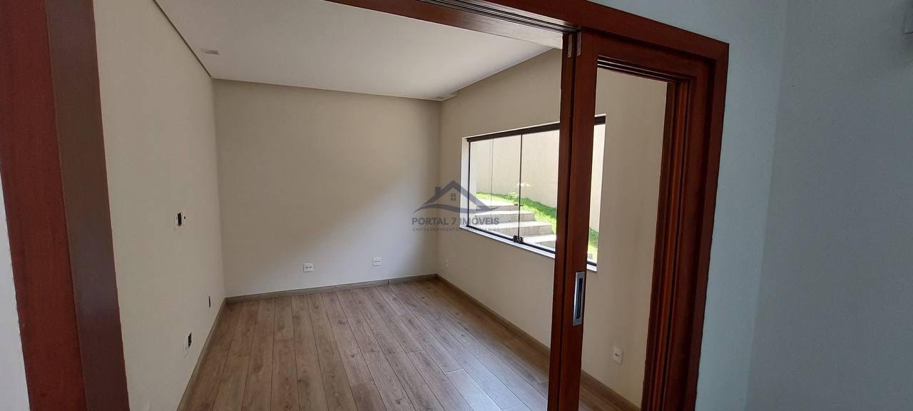 Casa à venda com 2 quartos, 1 suíte, 4 vagas e 250m² no Iporanga, Sete Lagoas (MG) — foto 6 de 19