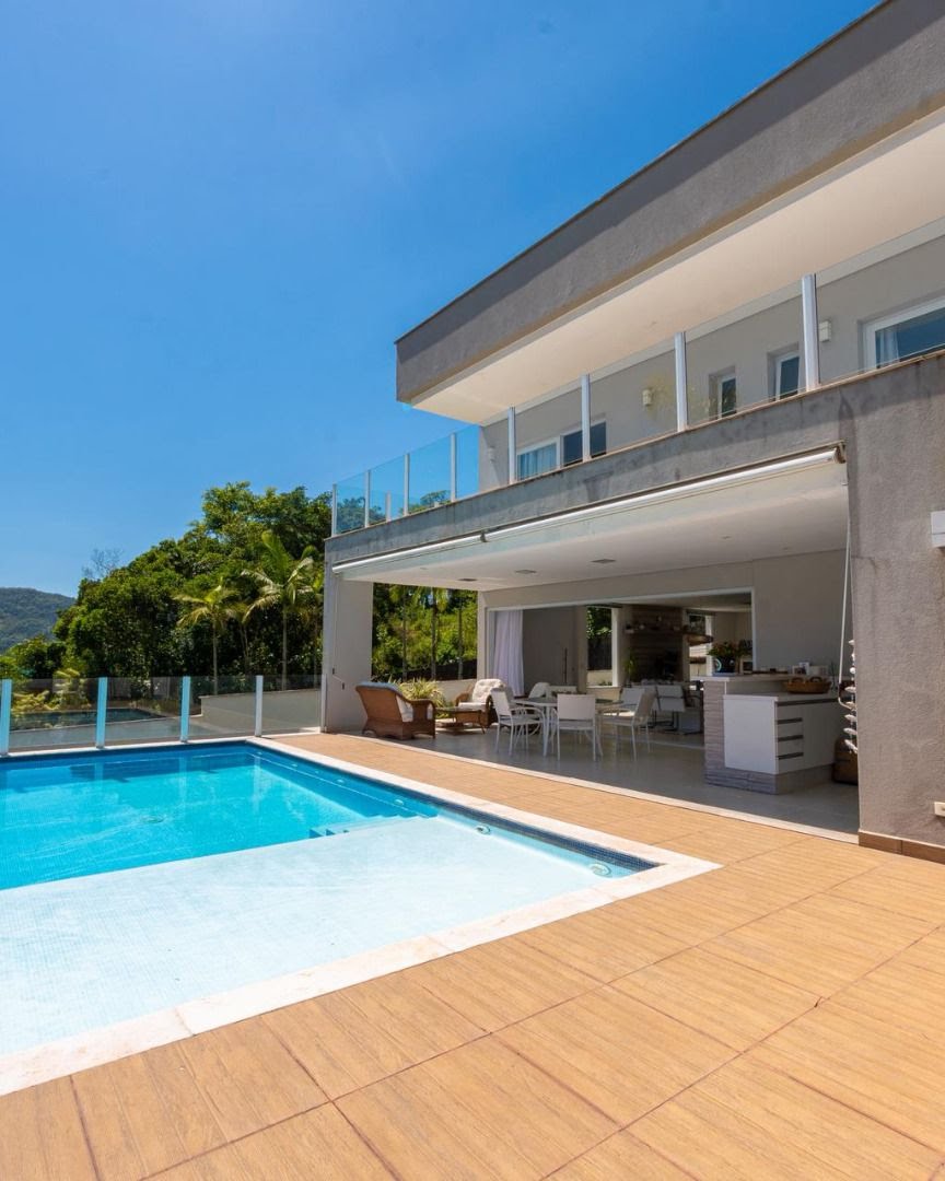 Casa à venda com 5 quartos, 5 banheiros, 6 vagas e 450m² no Santa Rita, Ubatuba (SP) — foto 4 de 21