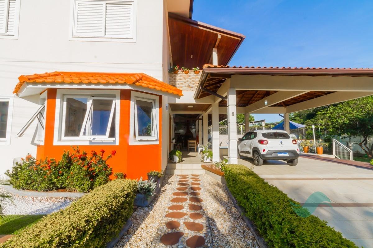 Casa à venda com 4 quartos, 1 suíte, 2 vagas e 630m² no Sambaqui, Florianópolis (SC) — foto 10 de 30