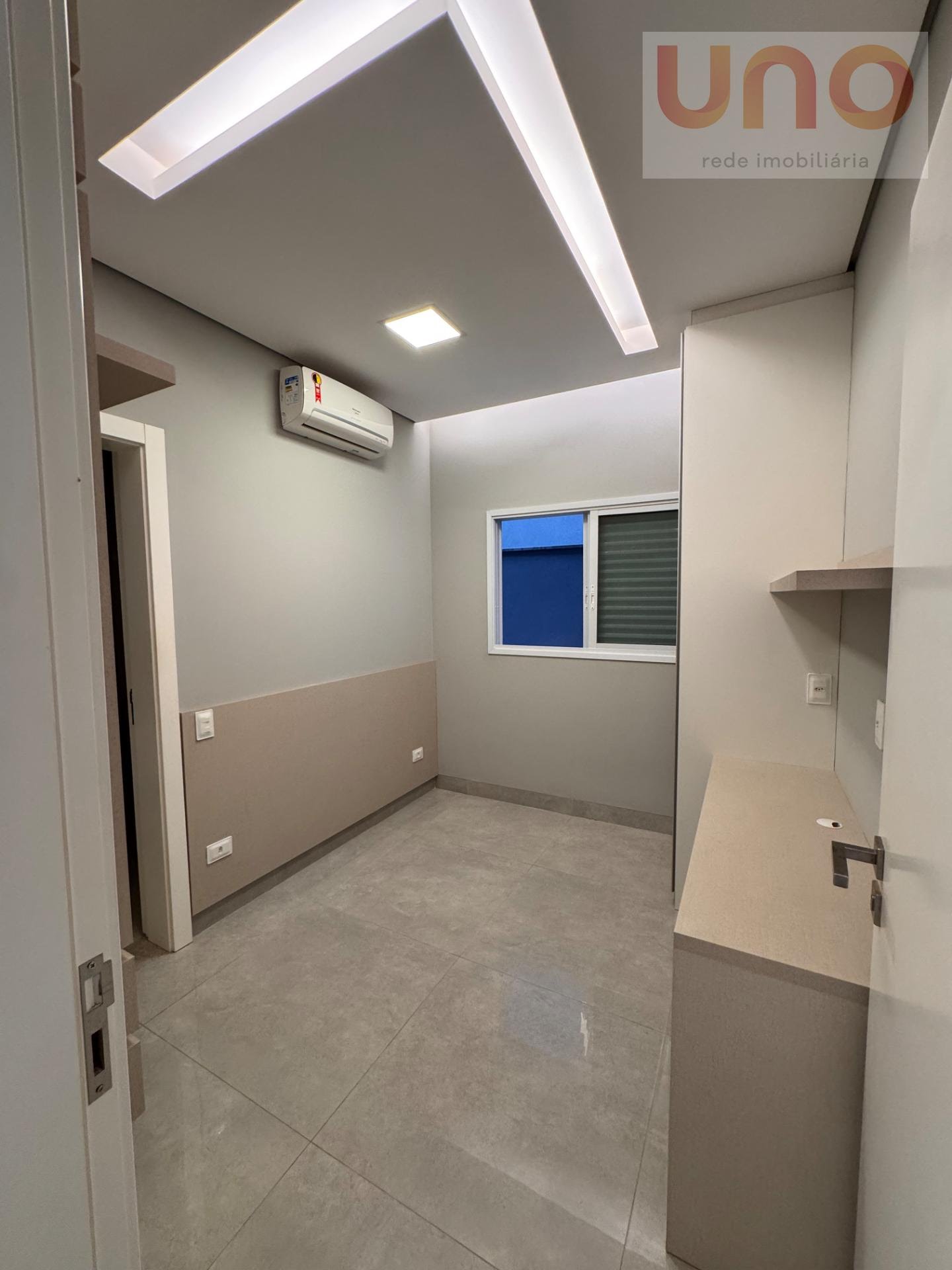 Casa à venda com 4 quartos, 4 suítes, 2 vagas e 308m² no Parque Residencial Maria A Pedrossian, Campo Grande (MS) — foto 11 de 30
