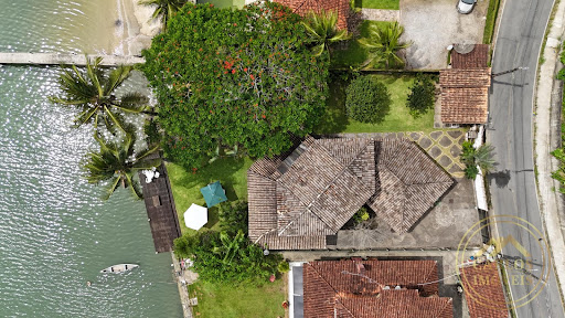 Casa Frente Mar para Temporada em Angra dos Reis / RJ no bairro Retiro
